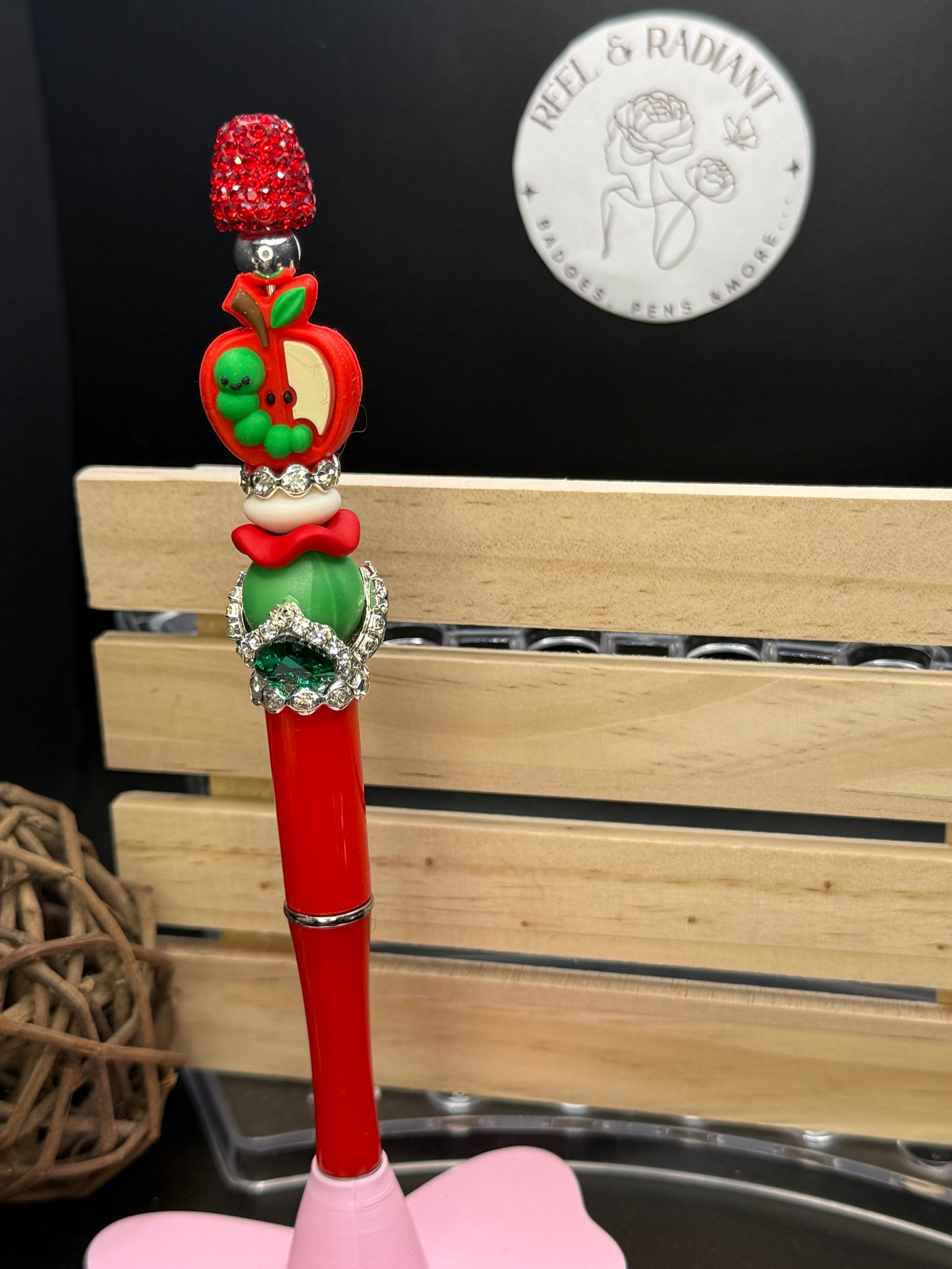 Apple & Cutie Worm Beaded Focal Pen